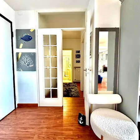 Your By The Sea In Seaside View דירה *