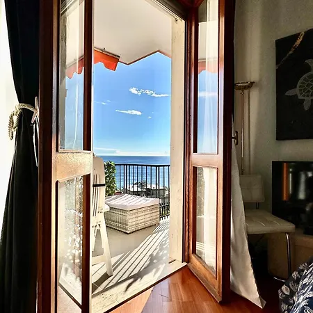 Your By The Sea In Seaside View דירה *