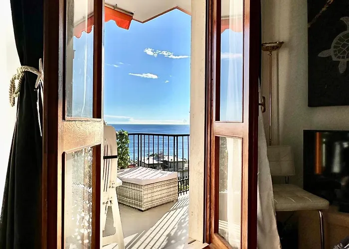 Your By The Sea In Seaside View Apartment *